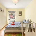 Apartman Park & - Im Gruenen - Bad Zwischenahn, 4 Zimmer, Bis 9 Gaeste