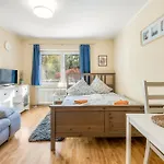Apartman Park & - Im Gruenen - Bad Zwischenahn, 4 Zimmer, Bis 9 Gaeste *