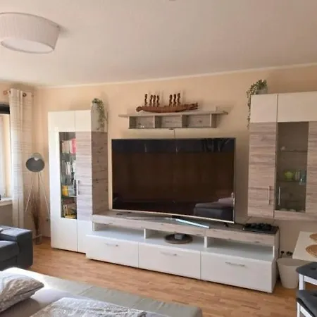 Apartment Park Und - Im Gruenen - 4-zimmer - Bis Zu 9 Gaeste