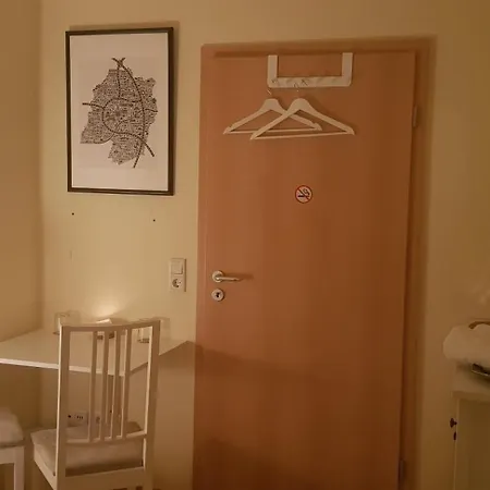 Apartment Park Und - Im Gruenen - 4-zimmer - Bis Zu 9 Gaeste