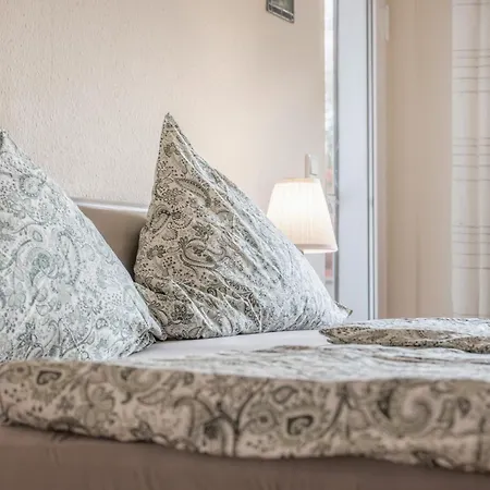 Apartman Park & - Im Gruenen - Bad Zwischenahn, 4 Zimmer, Bis 9 Gaeste Bad Zwischenahn