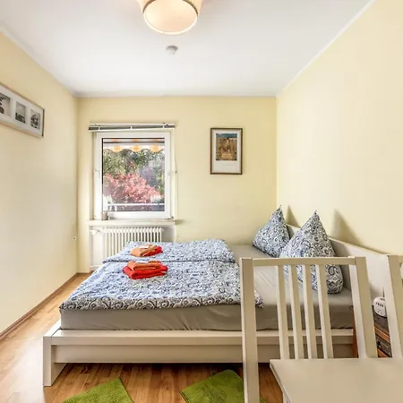 Apartmán Park & - Im Gruenen - Bad Zwischenahn, 4 Zimmer, Bis 9 Gaeste