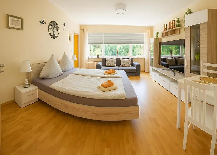 Park & - Im Gruenen - Bad Zwischenahn, 4 Zimmer, Bis 9 Gaeste דירה באד צווישנהם