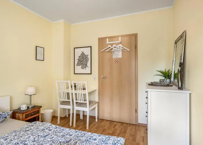 Lägenhet Park & - Im Gruenen - Bad Zwischenahn, 4 Zimmer, Bis 9 Gaeste